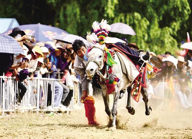 载歌载舞迎丰收