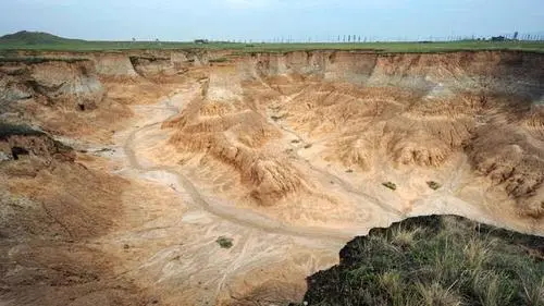 十年来全国治理水土流失面积62万平方公里