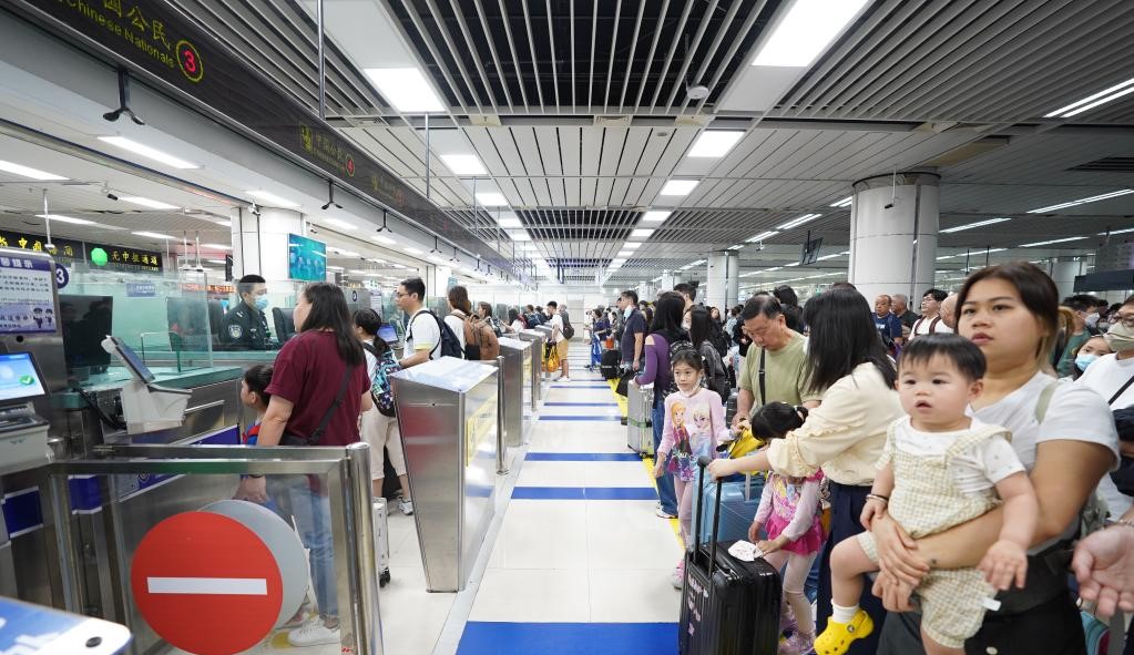 跨境消费热潮开启粤港澳大湾区“双向奔赴”新篇章