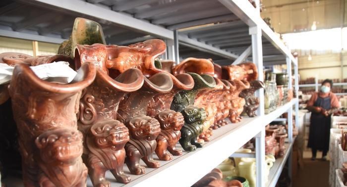 “慢生意”拼出大市场 河南尉氏小镇琢玉、制香远名扬