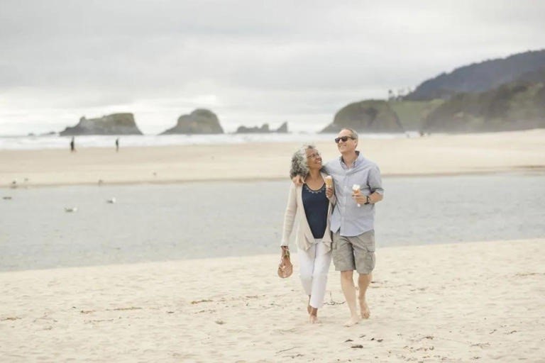 长期散步能把5种病“走没”？55岁以后，散步时或牢记5点