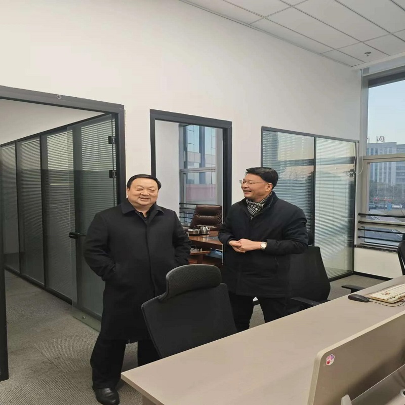 欢迎江苏省企业发展工程协会党建工作领导小组副组长、秘书长姚志勇莅临凤凰新闻在线江苏新闻运营中心