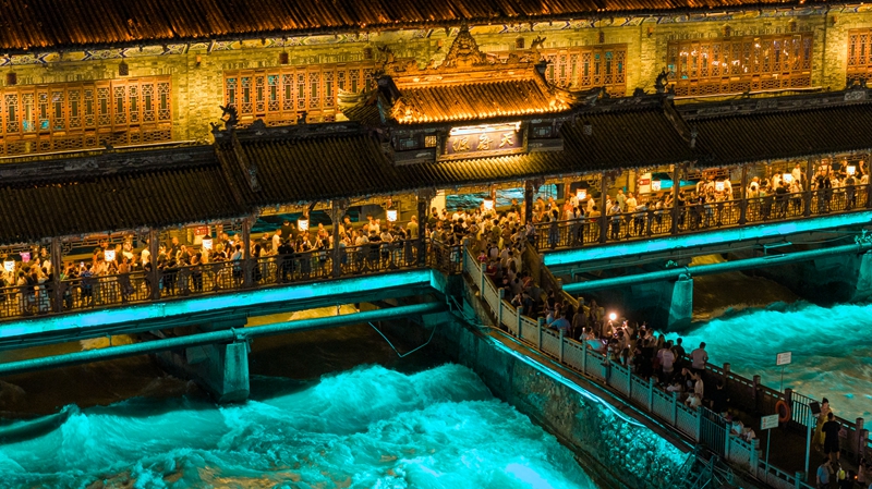 南桥晚风中，感受千年水利工程的浪漫柔情