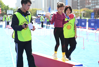 陕西志丹举办体能大赛预选赛，千余选手参与角逐