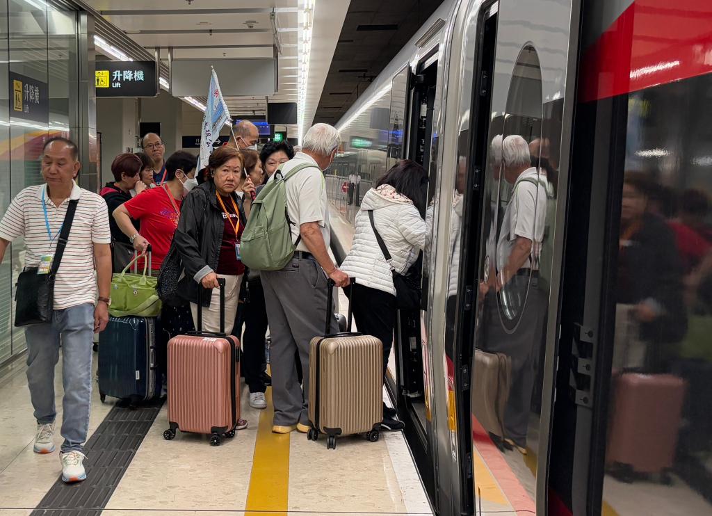 广深港高铁香港段通车七周年 跨境客运量再创新高