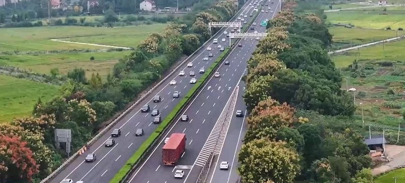 10月1日全社会跨区域人员流动量预计超3.36亿人次
