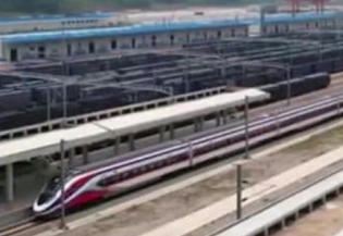 中老铁路双节期间客货运输两旺 凸显国际通道活力