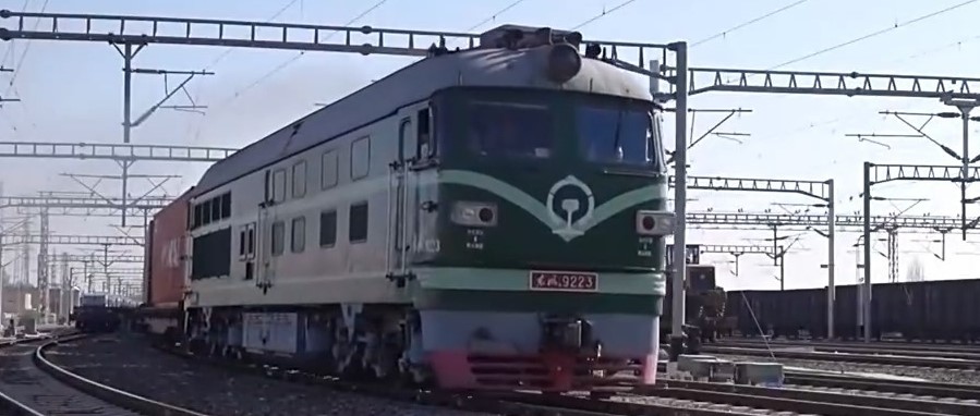 新疆霍尔果斯口岸通行中欧（中亚）班列累计突破5万列