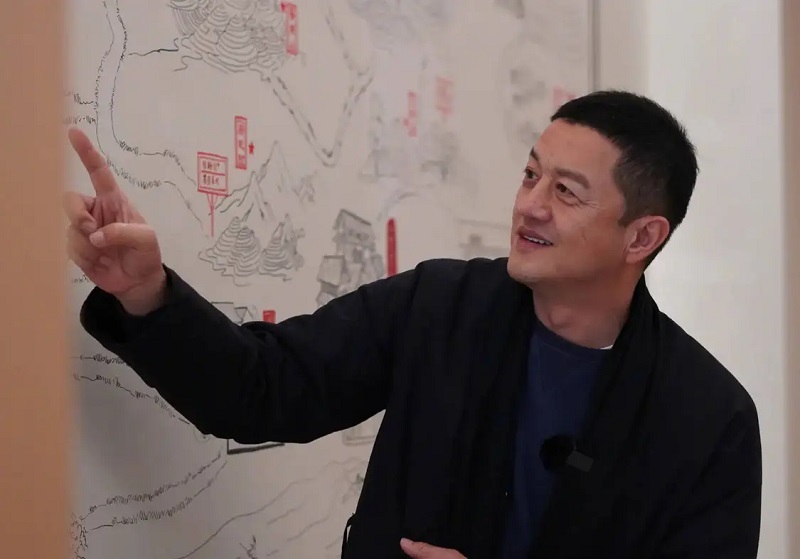 李亚鹏持股公司遭遇破产申请，房地产开发业务承压