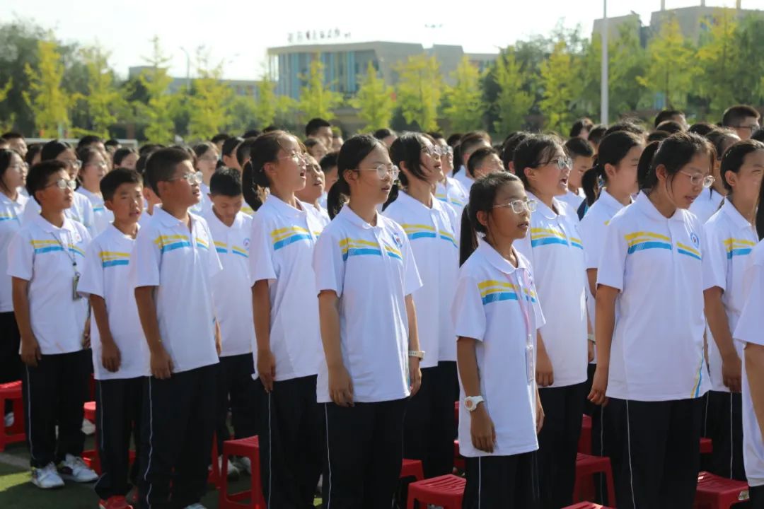 又是一年开学季 正是砥砺奋进时 ——新区第一中学隆重举行2024-2025学年第一学期开学典礼(图2)