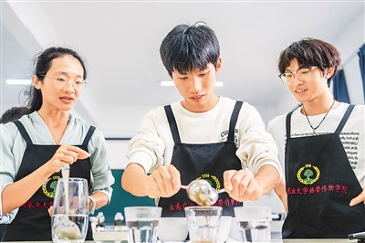 高校新专业，“新”在哪儿？(图1)