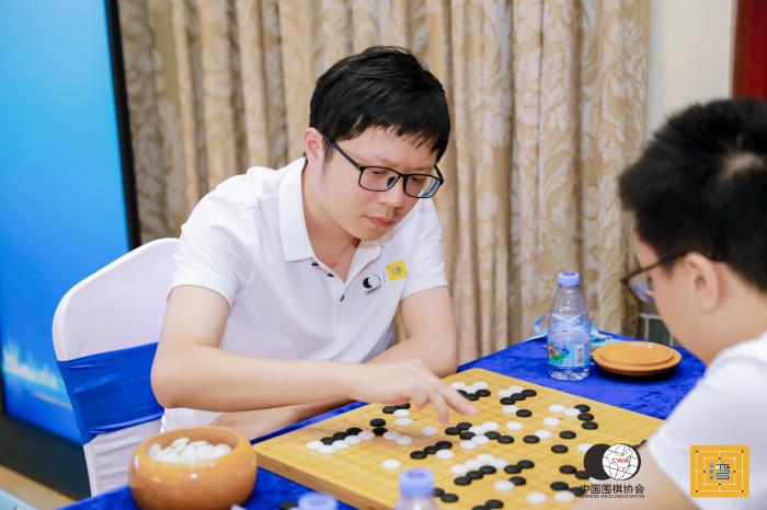 围棋界的巅峰对决：14位世界冠军出战“湾区杯”预选赛(图2)