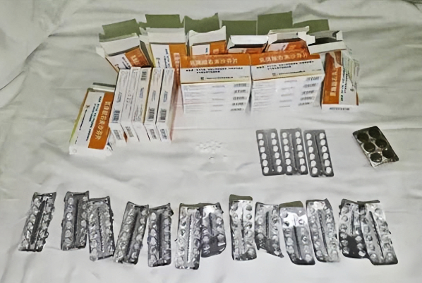 止咳变吸毒？平江警方揭秘右美沙芬滥用真相(图2)