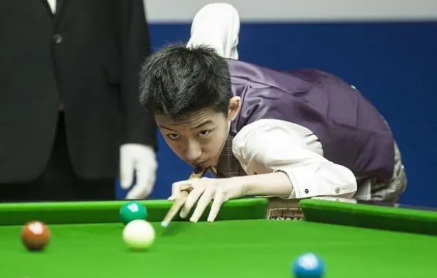 斯诺克亚洲德比打响！吴宜泽做到1点进决赛，黑马决胜局必赢？(图1)