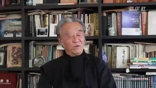 艺术教师姜凡：在丰富人生中完善自我(图1)