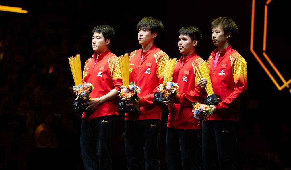 WTT中国大满贯：王楚钦、梁靖崑男双上演大逆转夺冠(图1)