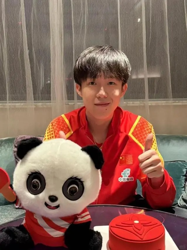 王楚钦，最新发文(图1)