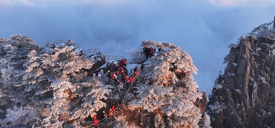 安徽黄山：银装素裹 雪墨丹青(图2)