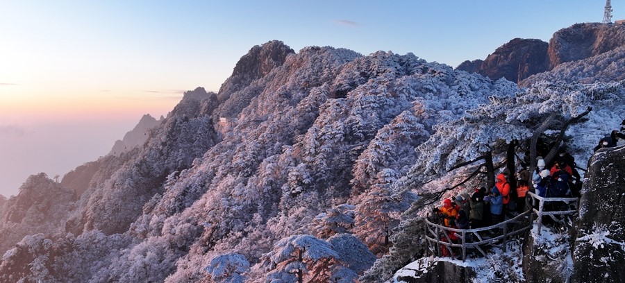 安徽黄山：银装素裹 雪墨丹青(图1)