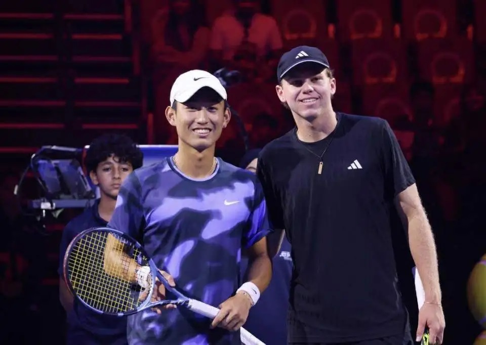 一场不胜仍可获得百万奖金！中国选手小组垫底出局，身体出现不适(图1)