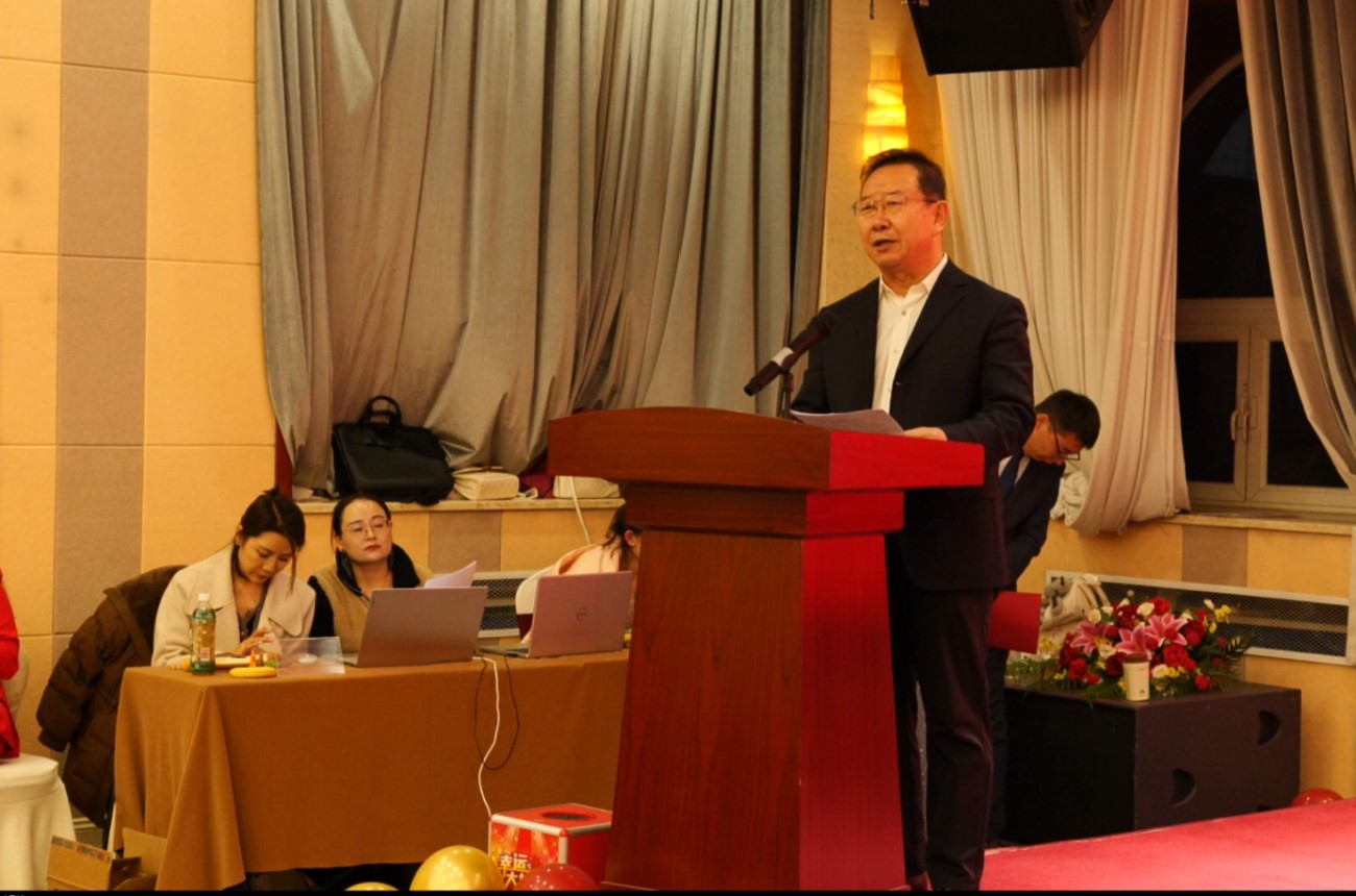 喜迎2025！银川智泉学校“迎元旦、庆新春’师生联谊会胜利召开(图5)