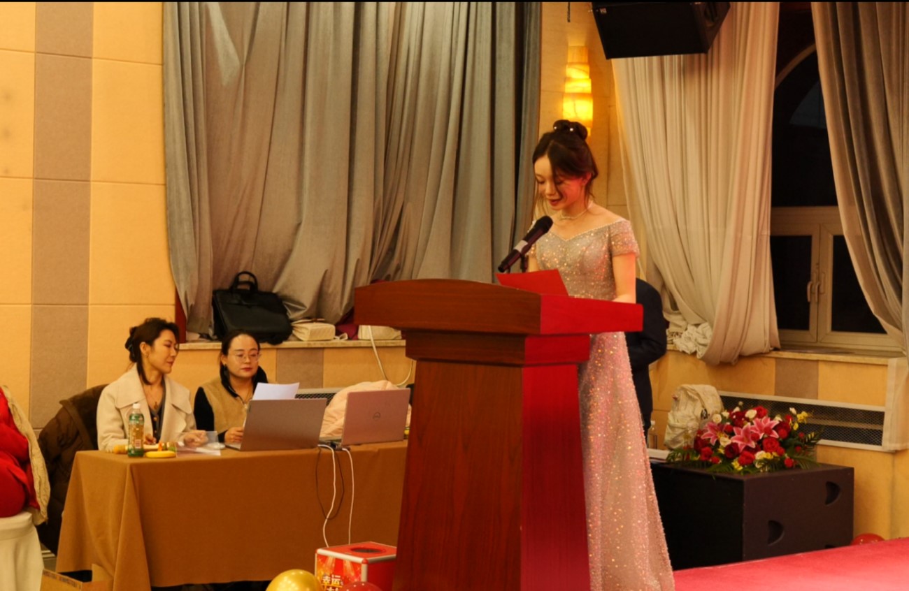 喜迎2025！银川智泉学校“迎元旦、庆新春’师生联谊会胜利召开(图11)