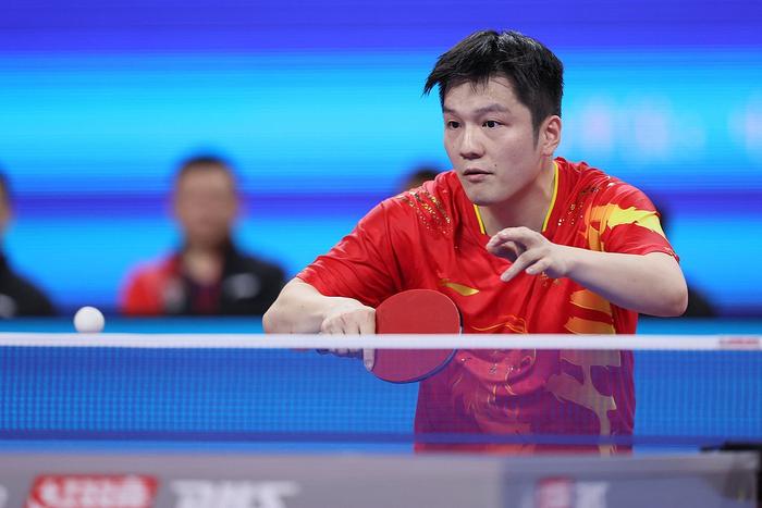 樊振东、陈梦相继退出世界排名，外媒关注WTT新规争议持续发酵(图1)