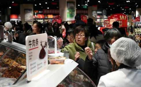 永辉超市上海“胖东来式”调改店，开业就挤爆！(图2)