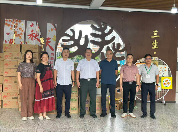 情暖秋分，爱润童心：旺旺集团爱心物资情系广信特教(图2)