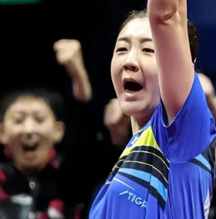 陈梦率山东队勇夺全运会乒乓球女团金牌