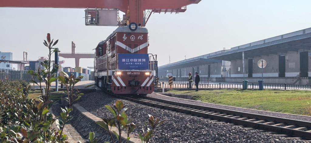 2025年浙江中欧班列累计发送超1200列(图1)