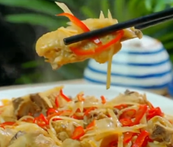 东安“巾帼电商”激活乡村发展新动力(图1)